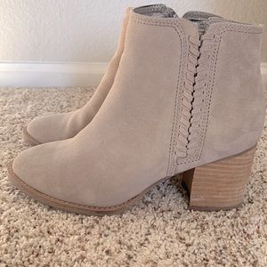 Waterproof suede calf boot